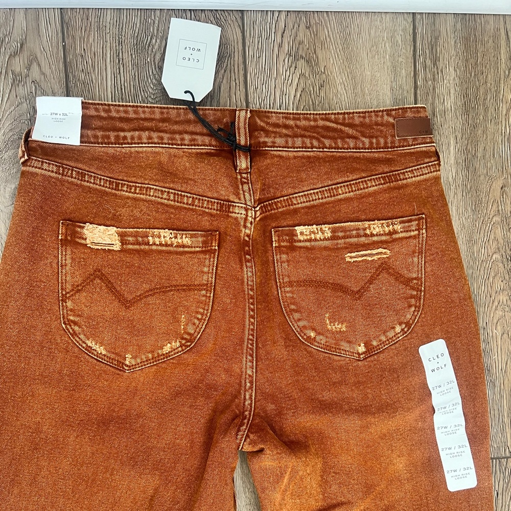NWT! Cleo and Wolf High Rise Loose Fit Denim!